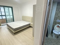 新乡卫滨新乡站找舍友，步行街附近，带独卫跟阳台，进西大街，胖东来，怡园附近出租房源真实图片