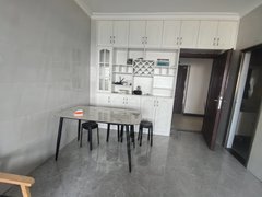 鹰潭贵溪贵溪城区市政府 正中的精装一室一厅  采光好 家电齐全直接领包入住出租房源真实图片