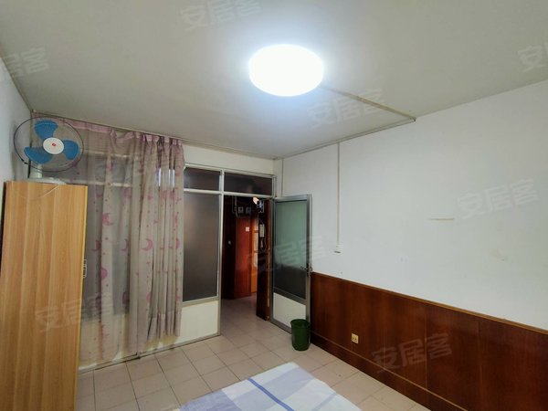 青岛城阳区政府华城路三小区(东区)没中芥费正阳路地铁口可月租出租房源真实图片