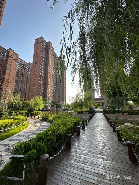 龙栖湾精装修三房两卫拎包入住