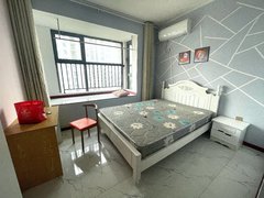 张家港金港金港中心金香花苑南区精装次卧合租单间，朝南采光很好。非中介，无中介费出租房源真实图片