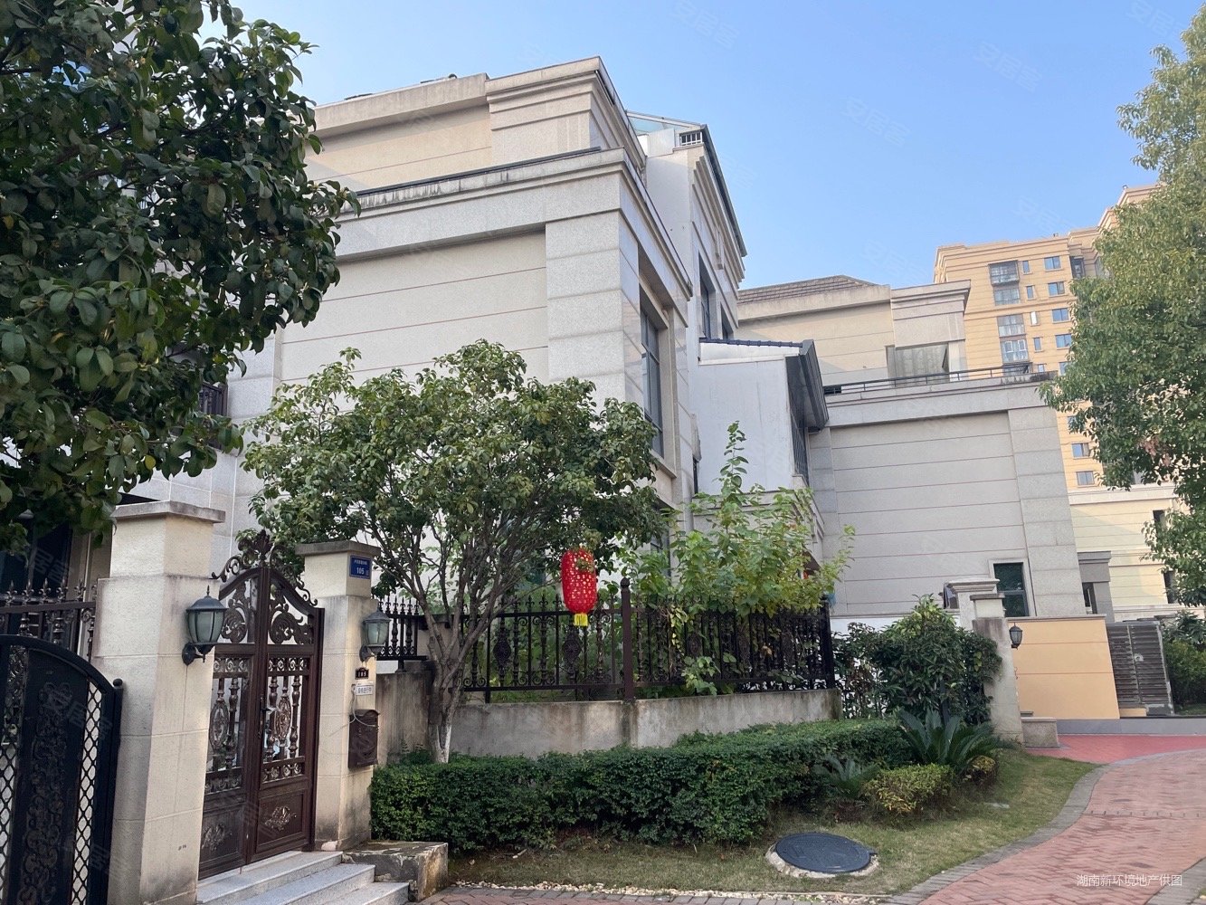 看房方,卢浮原著(别墅)二手房,380万,5室2厅,3卫,275平米-长沙安居客