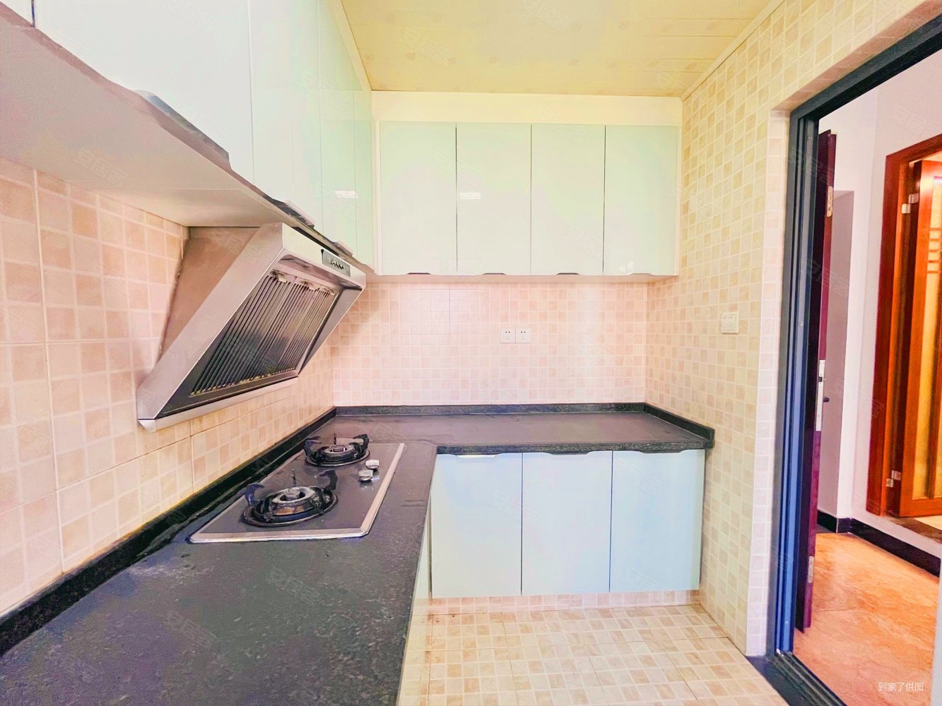 上品拾陆 交通便捷 近地铁 商品住宅 装修好 有电梯