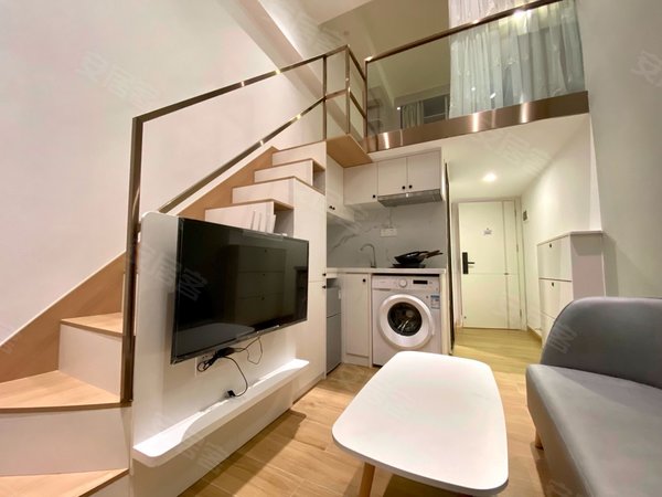 广州天河东圃车陂龙口大街自建房车陂地铁d口 品牌公寓 电梯loft 环境