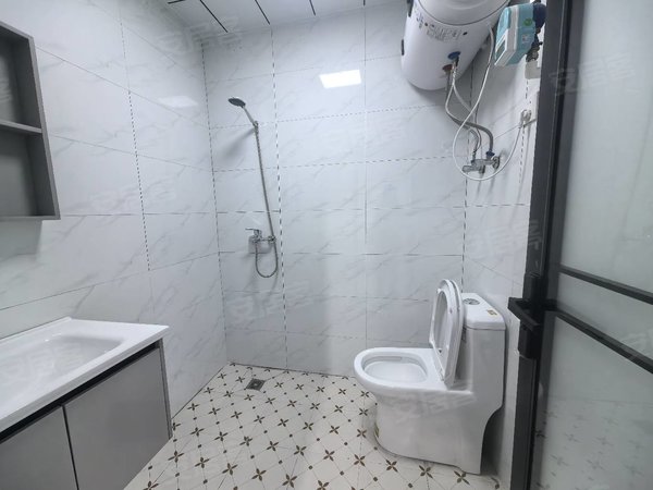 湖州吴兴西南新城王家漾佳苑王家漾佳苑一室一厅一厨一卫出租带阳台出租房源真实图片