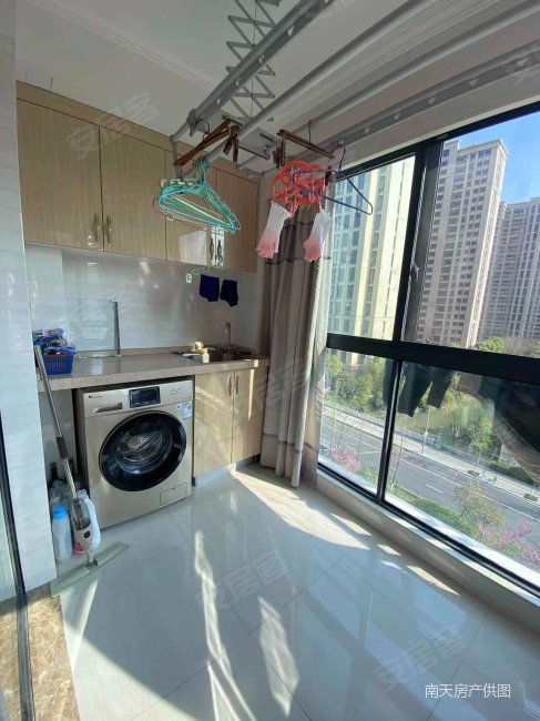 丽象佳苑气象路450号2室1厅1卫83平方米