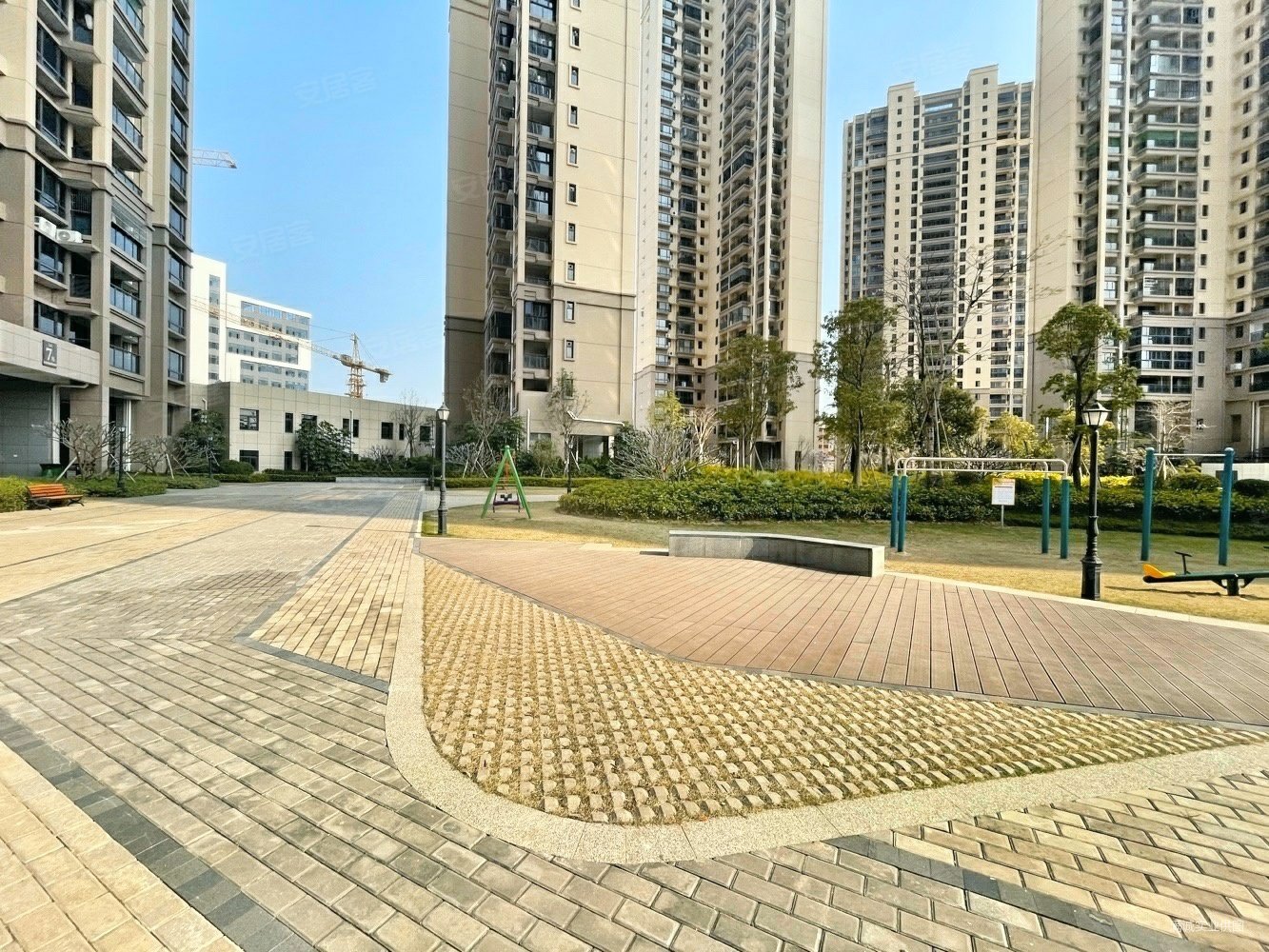 水口上霞湖庭带80平2个大露台亏本甩卖契税满三个税可冲