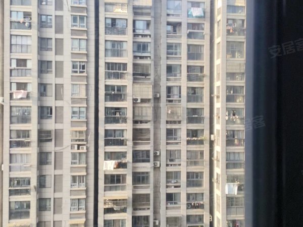 苏州太仓沙溪白云花园出租沙溪白云花园精装修2室1卫月租1800出租房源