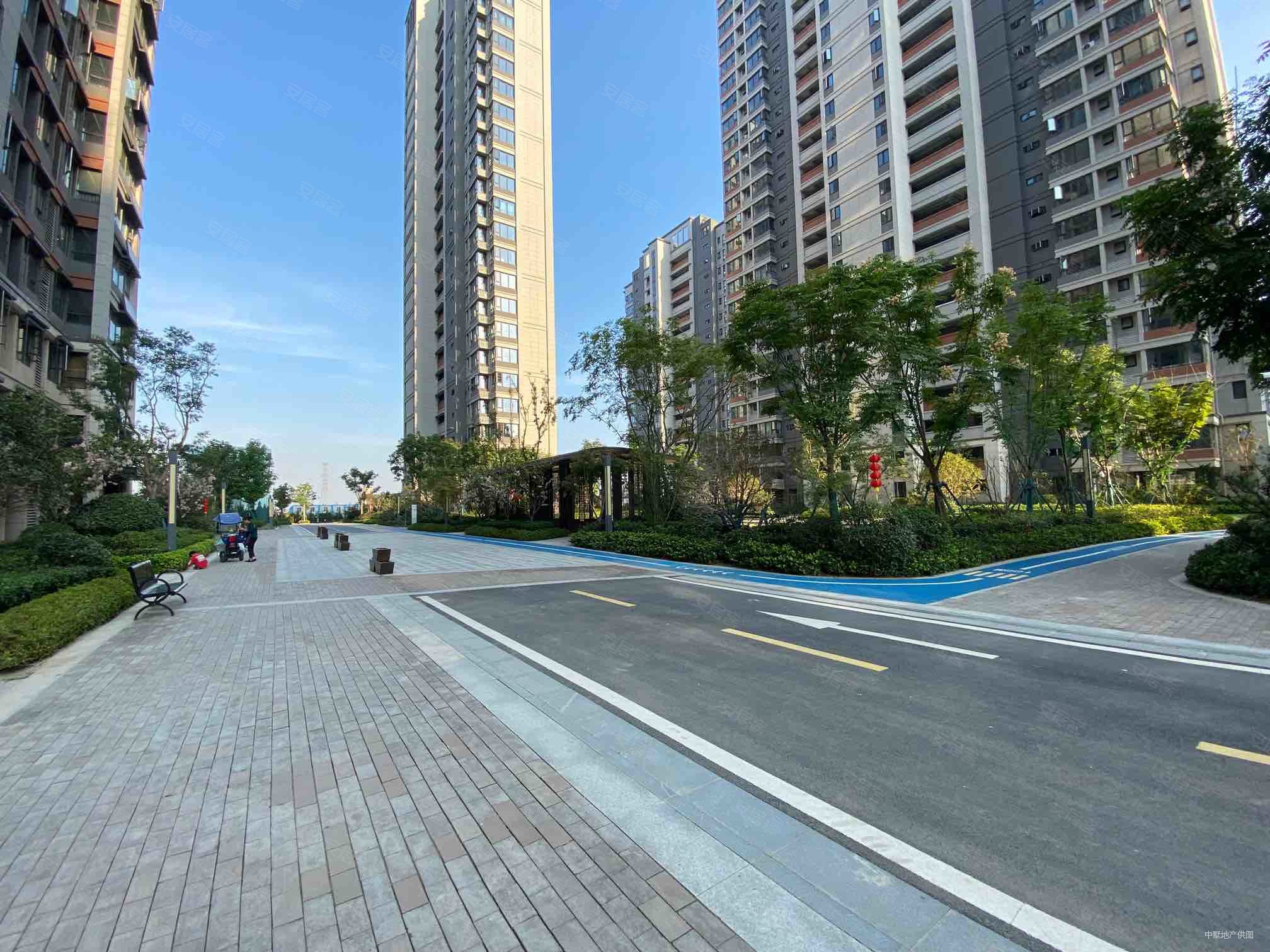 合肥房产网>合肥二手房>新站二手房>职教城二手房>保利罗兰香谷>