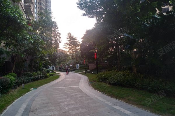 长信东海银湾(商住楼)