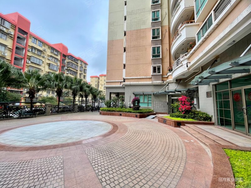 翠薇园18栋电梯独立花园少有放卖四房带固定车位育才二中