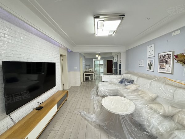 重庆九龙坡奥体中心中新城上城上城花园袁家岗近轻轨 近重医 精装修两房 可短租出租房源真实图片