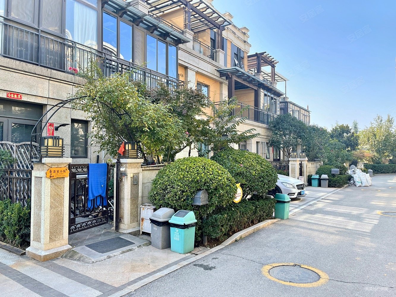 鸡头之选,富力城南区(别墅)二手房,777万,5室3厅,4卫,245平米-西安