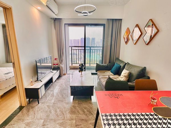 深圳龙岗坂田华为荔枝苑西区特惠 坂田地铁站旁 荔枝苑 一室精装修