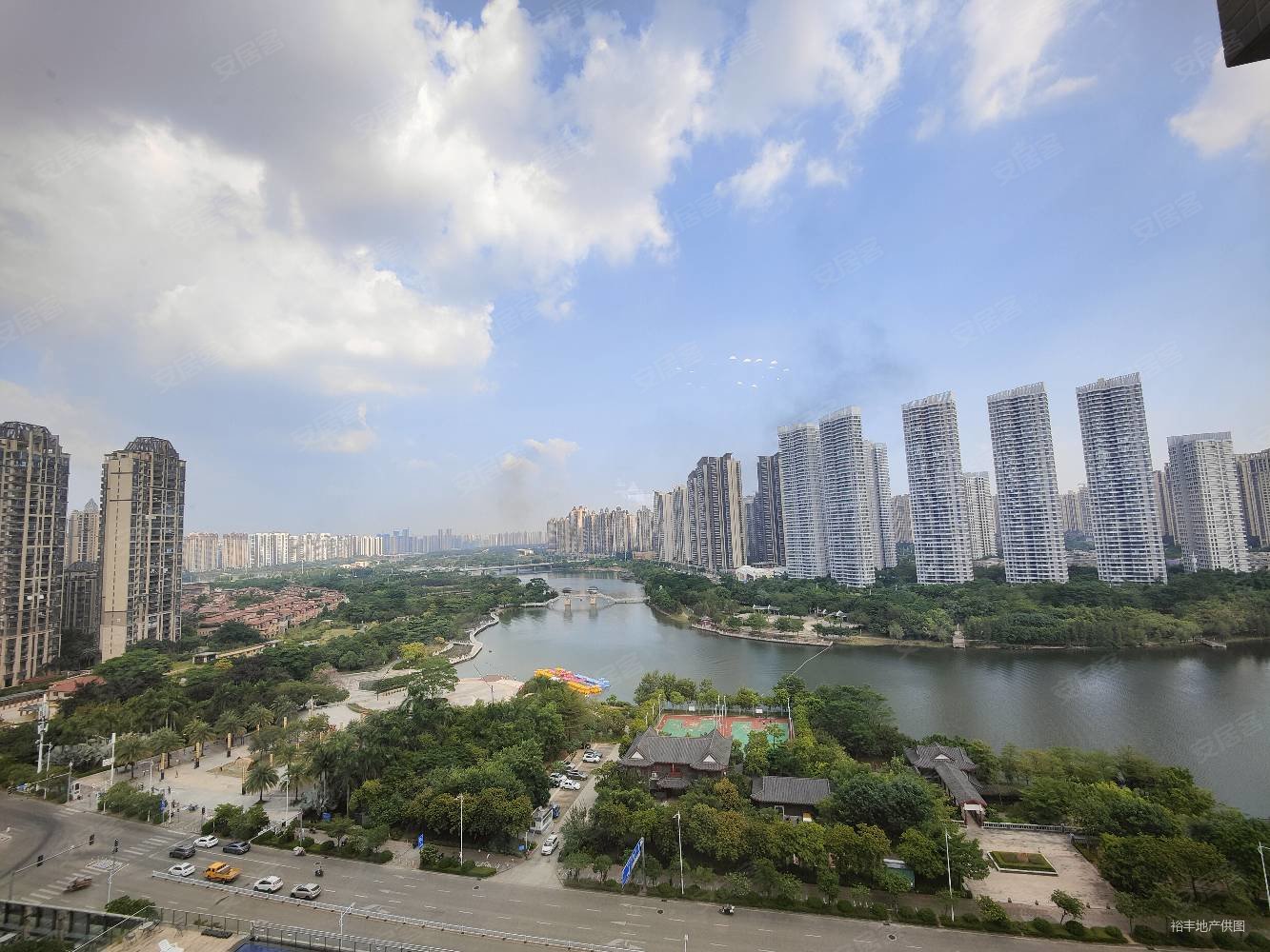 惠州房产网>惠州二手房>惠城二手房>河南岸二手房>方直广场>