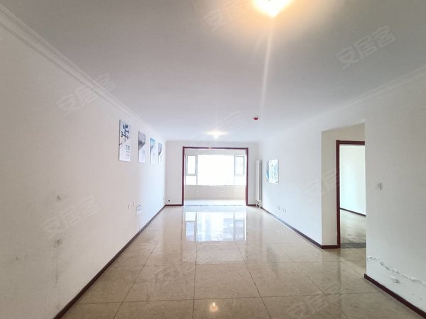 潍坊诸城诸城城区润东华府壹号华府壹号 紧邻大型超市 繁华地段 有