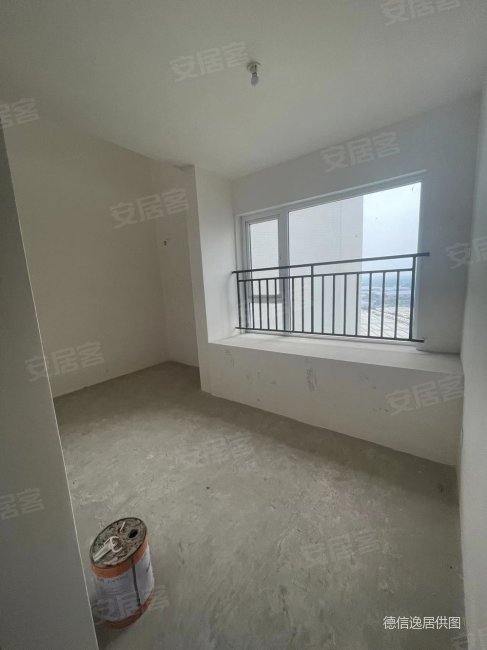 红光同森锦熙套四毛坯房近西华