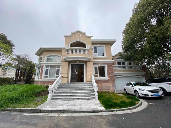 上海闵行古美罗阳东苑半岛花园(别墅)近协和,儿科,漕河泾,出门地铁看