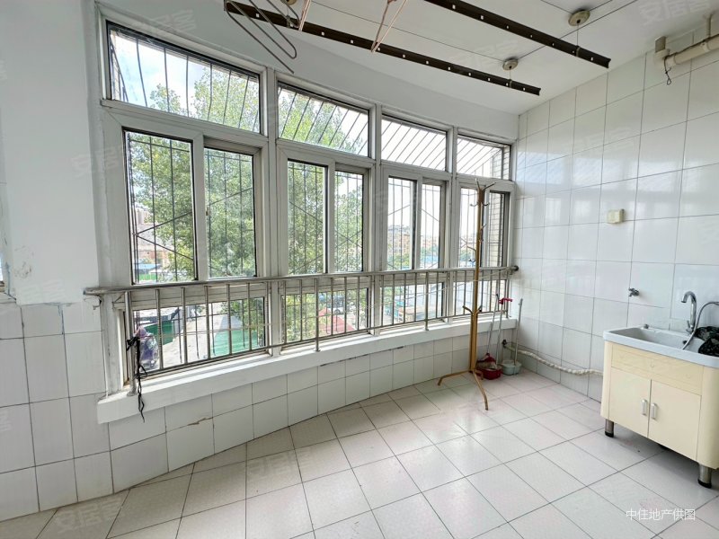 上海花园!主打性价比~历城双语~全明户型~假日丽景 祝甸!