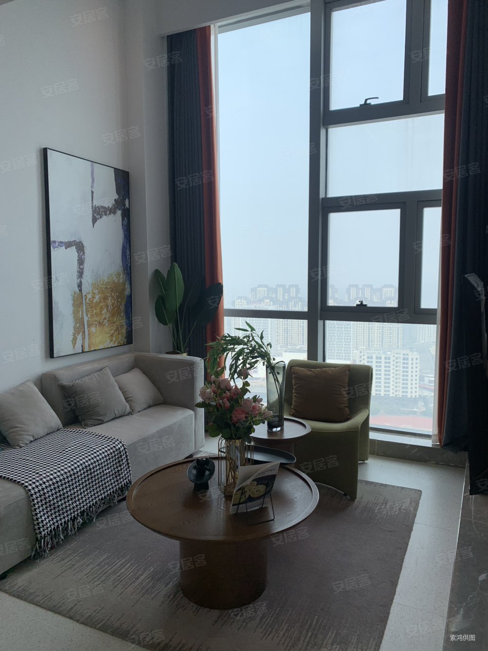 多彩城(商住楼)3室2厅2卫75㎡东南43.8万