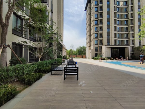 北京朝阳东坝华樾国际c21保真!