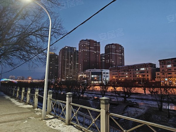 延边延吉中心区金华城商厦西市场金华城电梯楼67平大一居室可做一室一