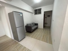 古城公寓电梯独门独户2室1厅1卫2000包物业费