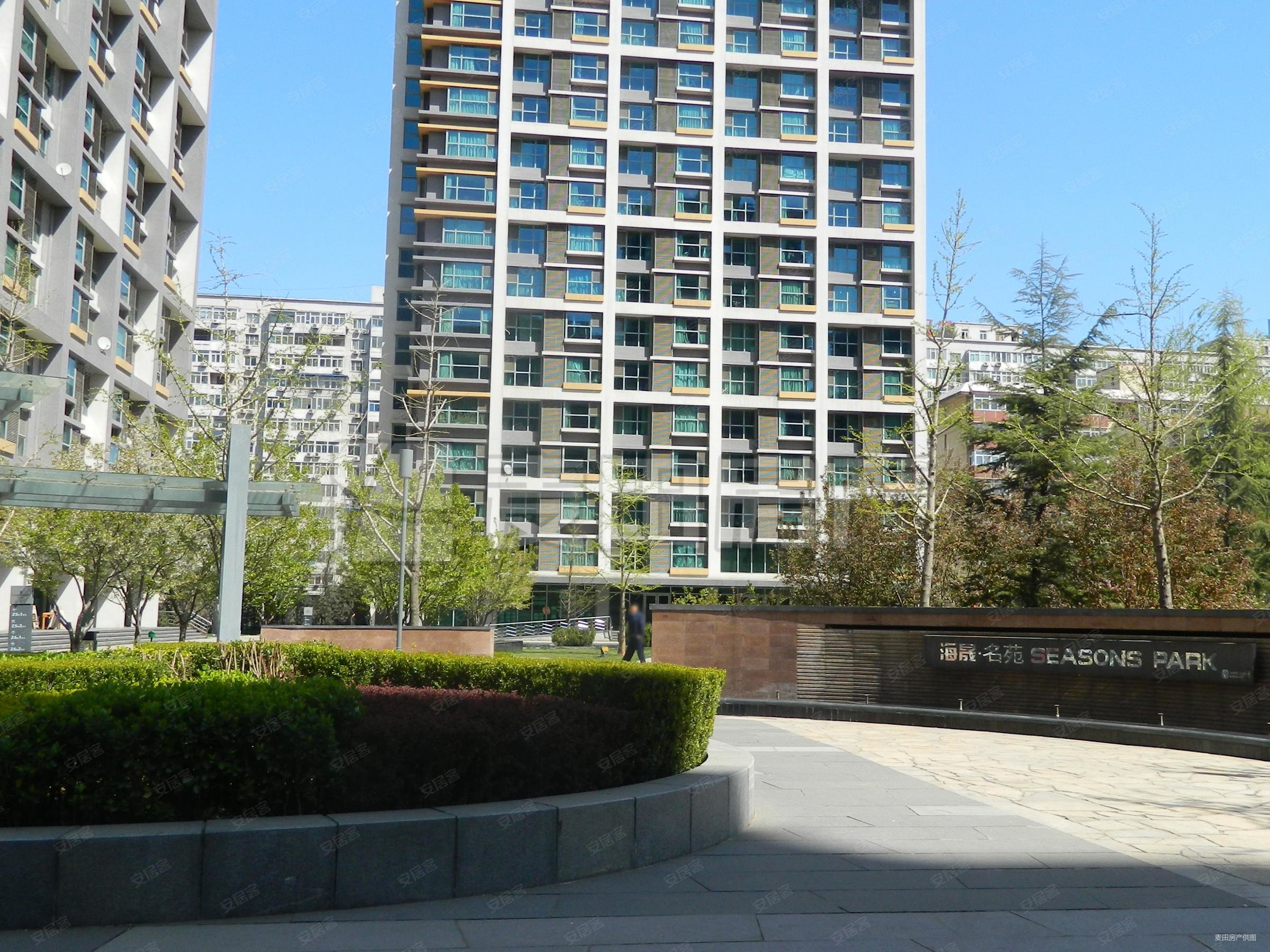 海晟名苑(南区)2室2厅2卫141.45㎡东西1860万