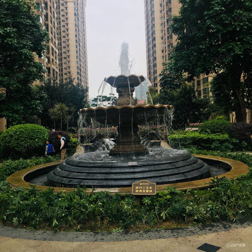 西大地铁口瀚林学府精装4房南北通透看房方便