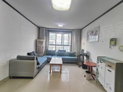 潍坊安丘安丘城区市北区精装修两室，家具家电齐全，领包入住出租房源真实图片