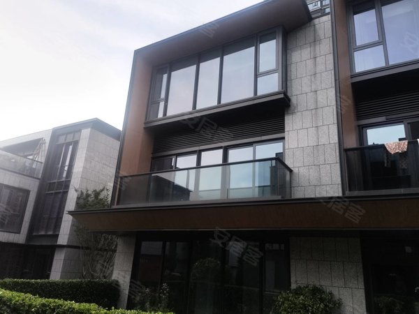 杭州萧山湘湖金地滨江万科悦虹湾(别墅)悦虹湾独栋别墅5室2厅3卫1号线