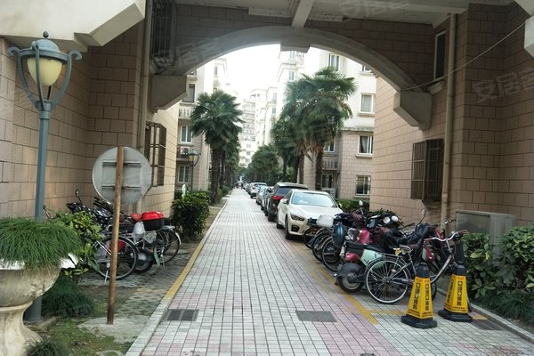 不足,西部名都花园怎么样,西部名都花园周边房产中介经纪人评价-上海