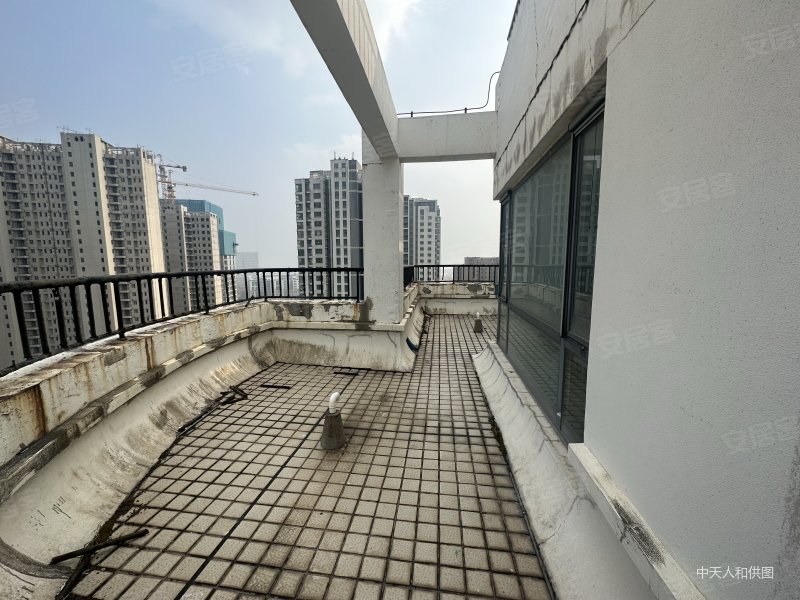 近地铁 太小 实验 毛坯 采光好 视野好 带露台 看房随时,江山瑞城二手