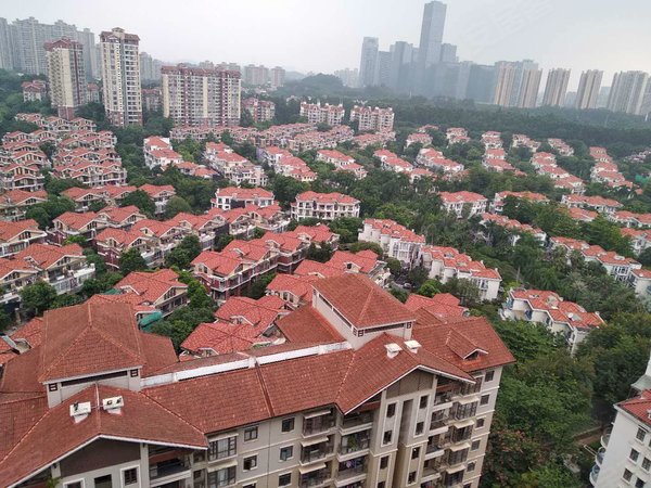 东莞南城西平世纪城国际公馆二期(别墅)上叠加别墅 精装有品位 性价比