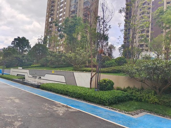 昆明呈贡建工新城富康城紫悦台富康城紫悦台 精装三室 干净清爽 可