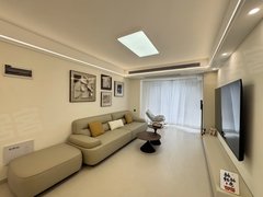 唐山路南路南十九个庄 南湖商圈 轻奢两居 家电齐全 拎包入住 随时看房出租房源真实图片