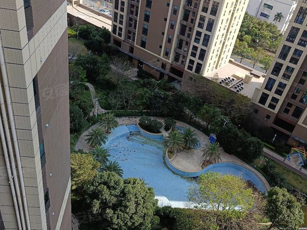 深圳宝安沙井沙一珑庭京基御景珑庭 105平米大三房两卫出租 拎包入住