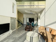 深圳龙华观澜可长短租3层别墅墅 挑高厅 大花园 KTV 商住两用配套齐全出租房源真实图片