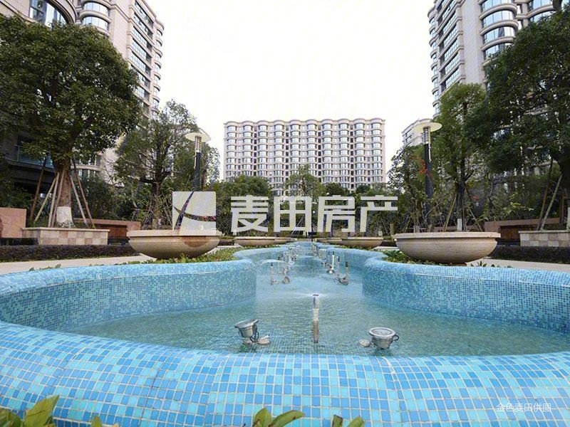 源昌宝墅湾 中间好楼层 临地铁 产权清晰 带电梯