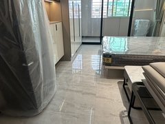 泉州石狮狮城国际广场青创城 鸳鸯池附近 跨境电商 服装城精装投影单间 一房 两房出租房源真实图片