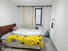 丹东振兴其它永昌小区步梯5楼，一室一厅，新装修，包取暖。出租房源真实图片