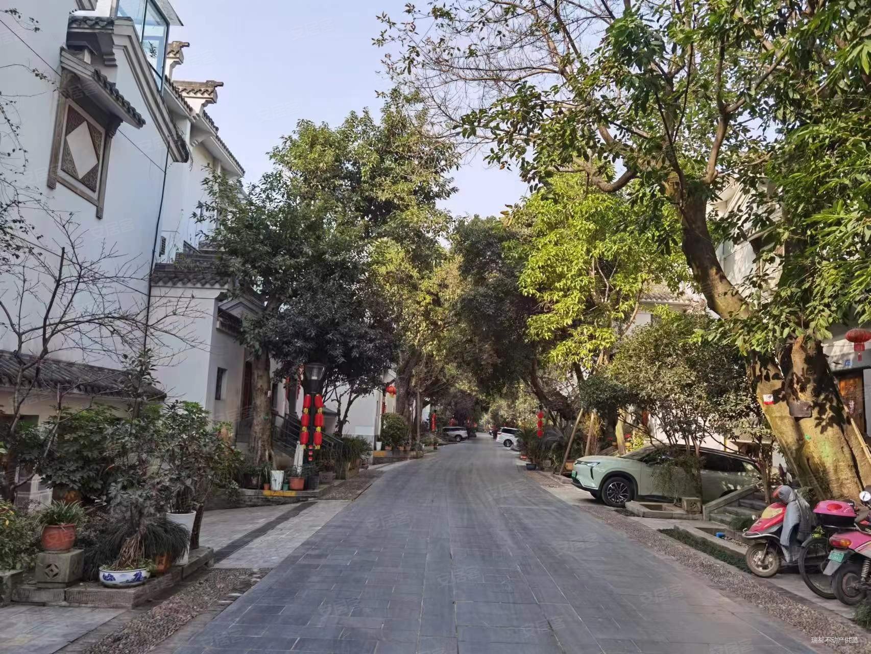 成都房产网>成都二手房>高新区二手房>紫荆二手房>清华坊>