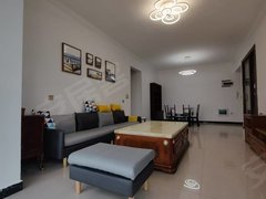 保山隆阳隆阳城区清华海 五洲国际 带车位 近夜市 近菜市 近医院 拎包入住出租房源真实图片