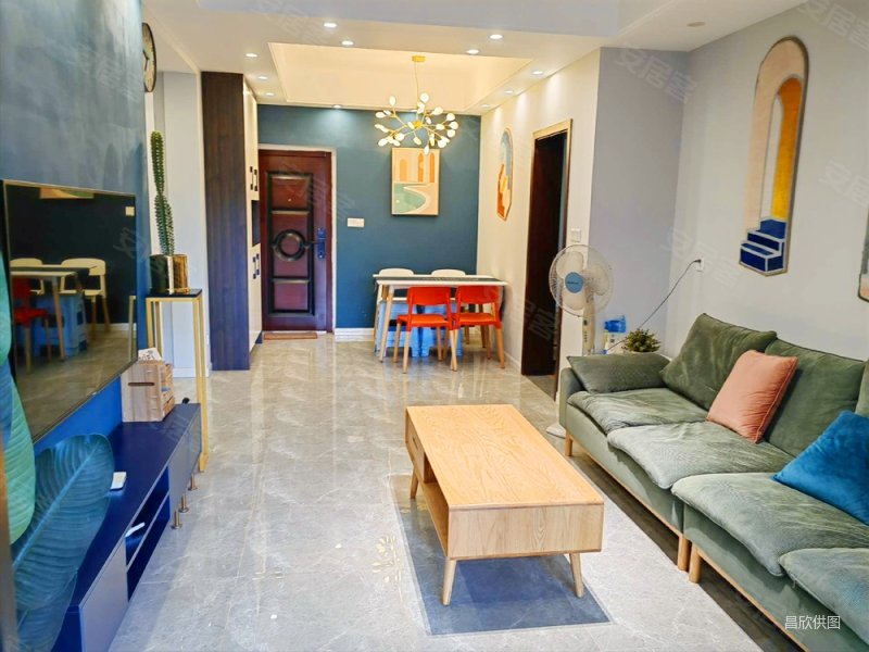 江南商圈地段 江城一品 业主家装两房