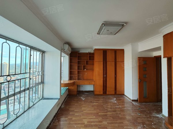 深圳福田华强南彩云居福盛大厦面朝中心公园 高层双阳台通风采光好