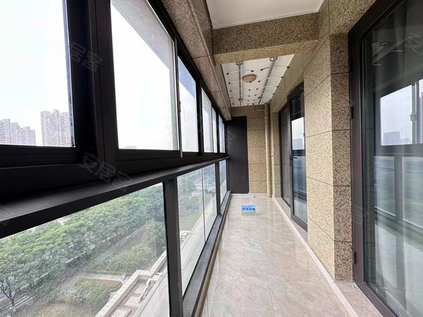 无锡滨湖太湖玉兰西花园(二三期)品质小区!玉兰花园精装三房!