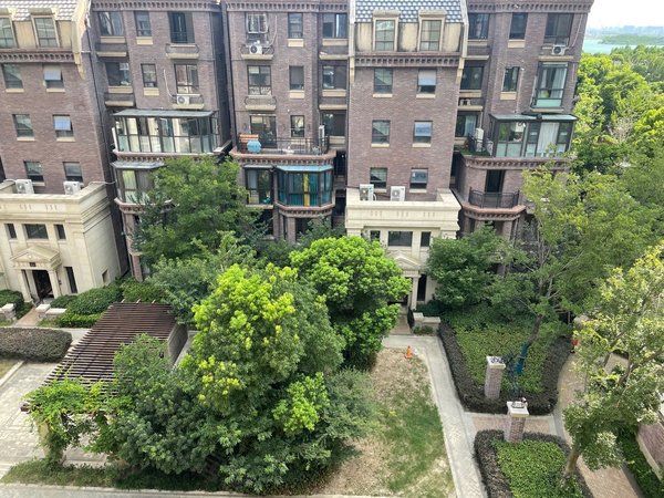 苏州吴中郭巷中海双湾花园(1期)独墅湖南地铁口近华为 腾飞 创意产业