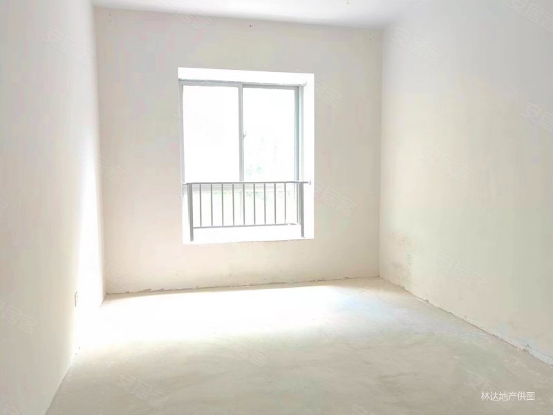 书香大地180平米毛坯房小区中间南北向满五年带车位急售可看房