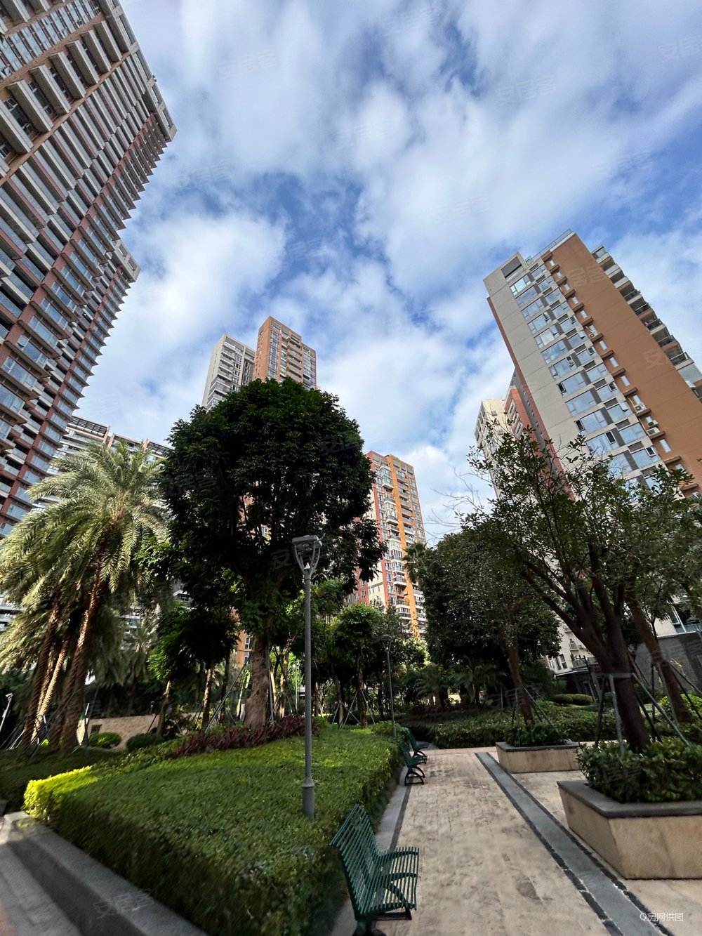 阳光海滨花园4室2厅2卫116.05㎡南北0万