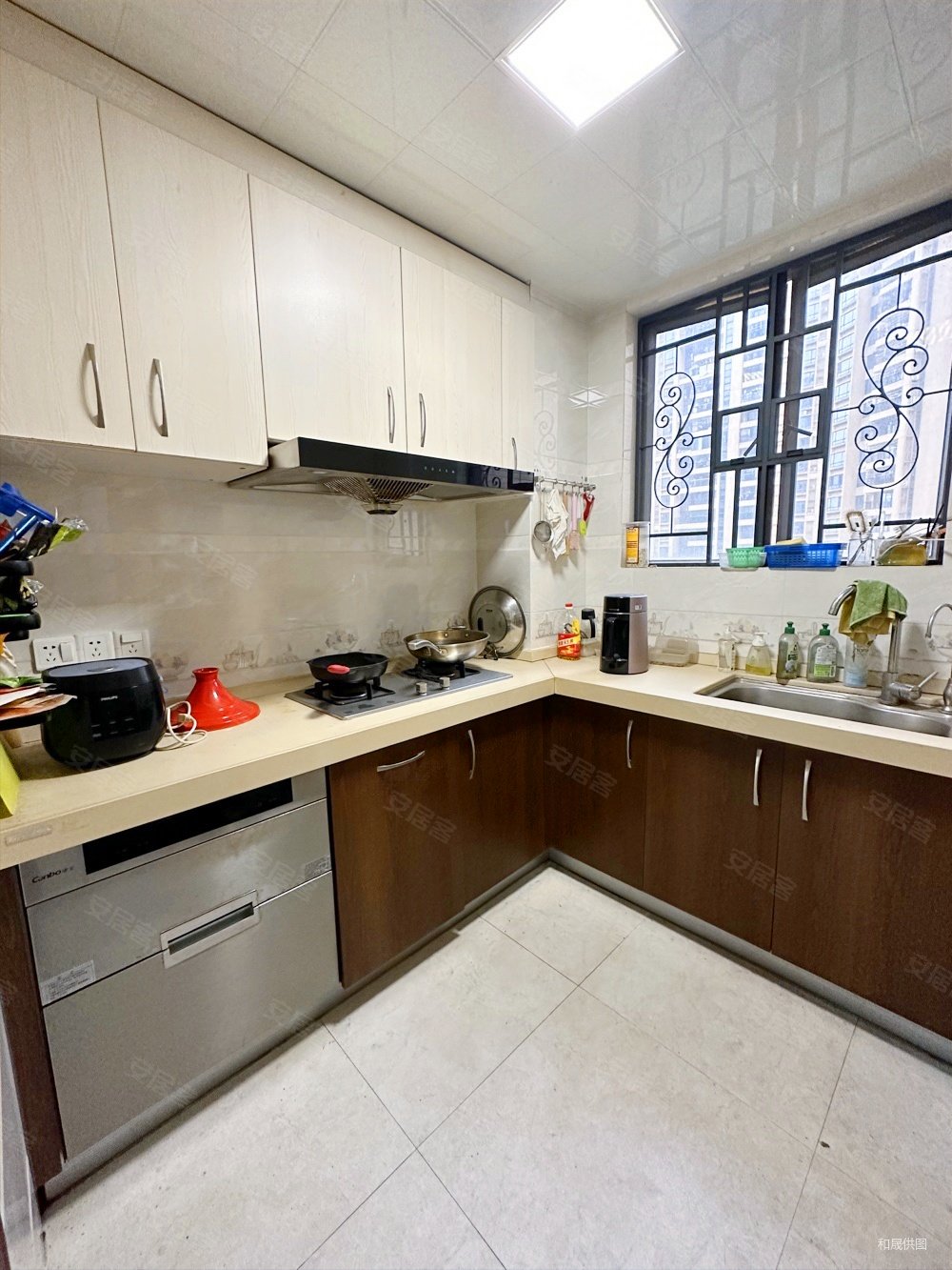 业主诚意出售 南北对流 总价 120湾 可议价 可随时看房,美立方花园